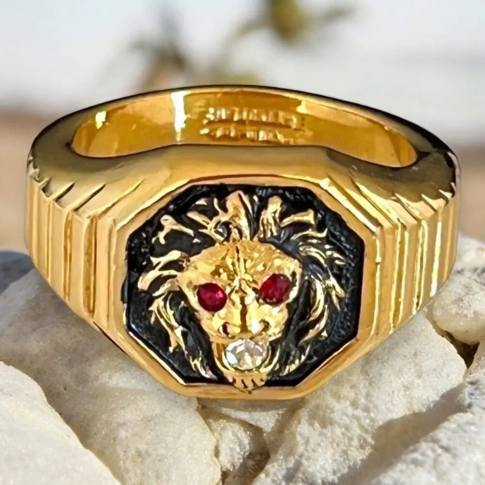 Vintage 1970s Ring Size 12 Clark Coombs Lions Head Crystal Eyes Gold Plate - 14P